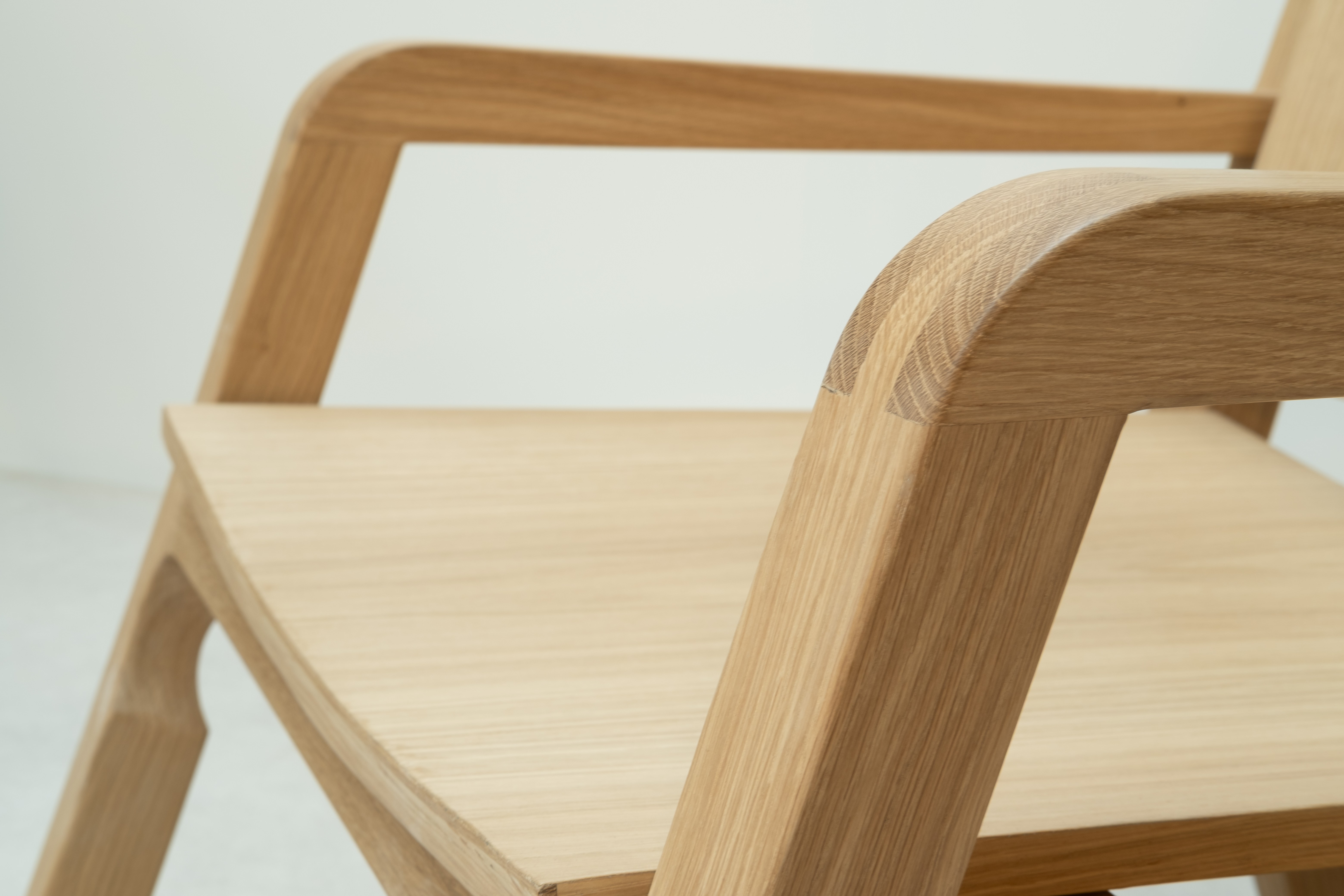 Arm-to-leg joint detail