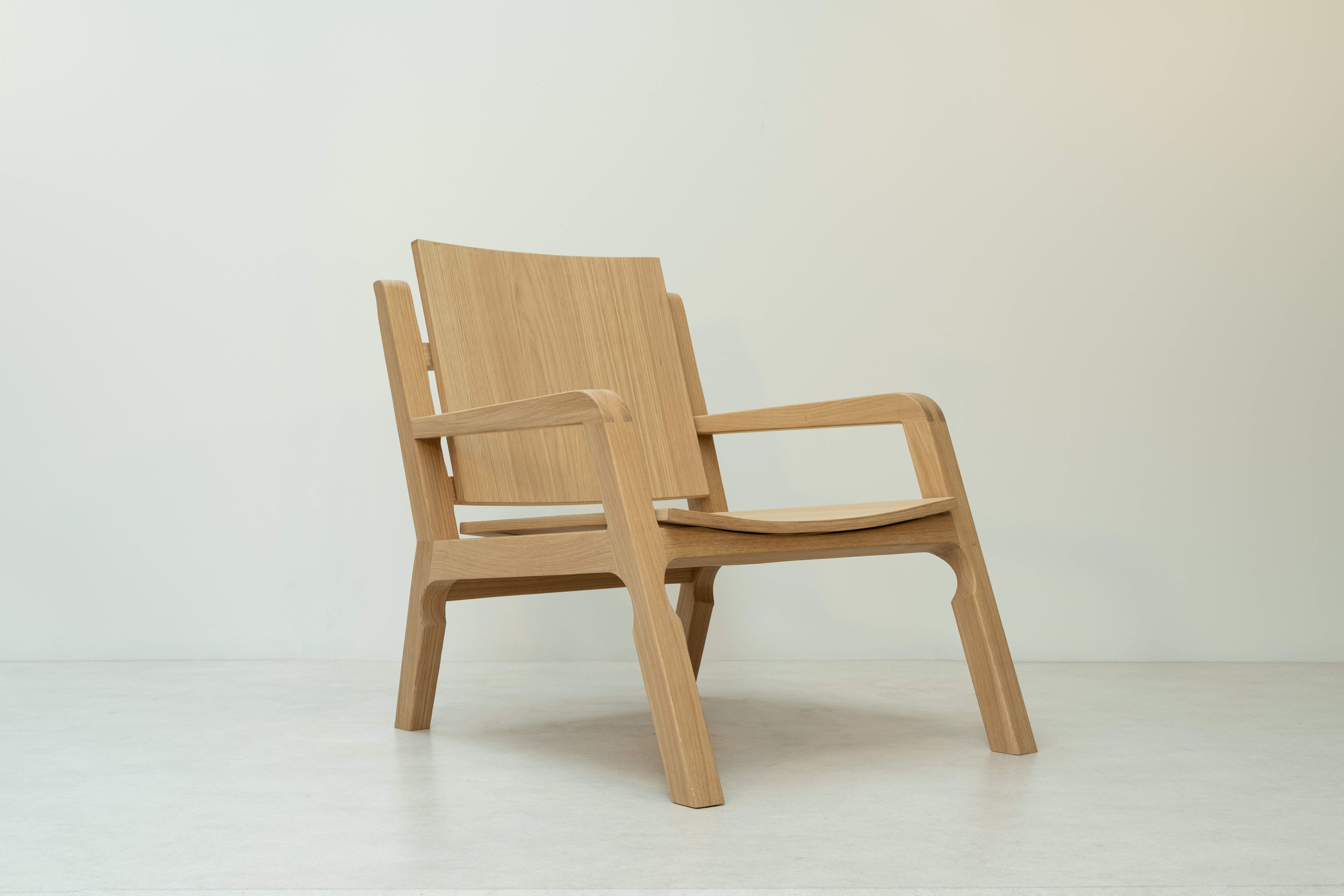 The Dione lounge chair